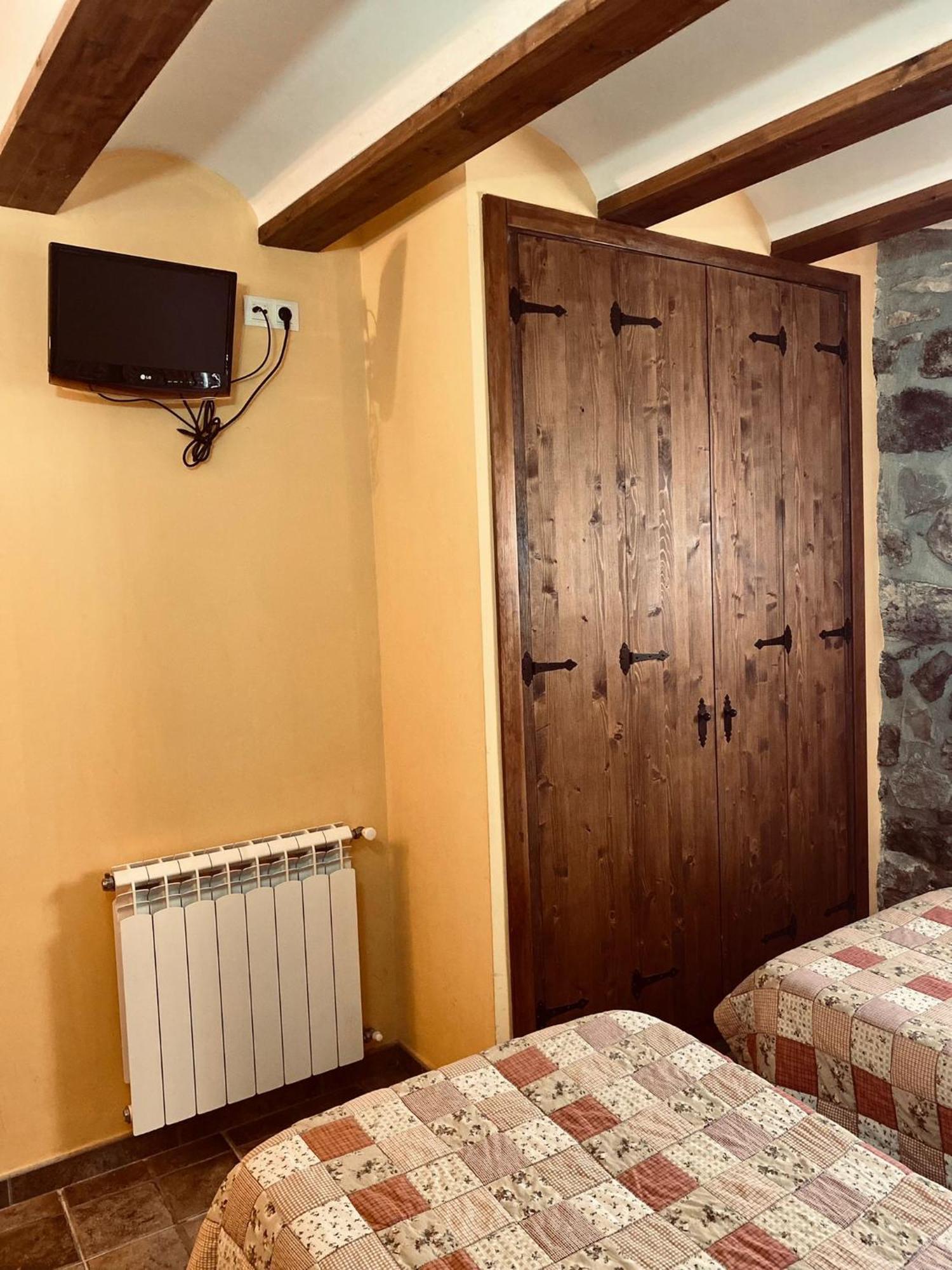 Hostal La Muralla Fortanete Eksteriør bilde