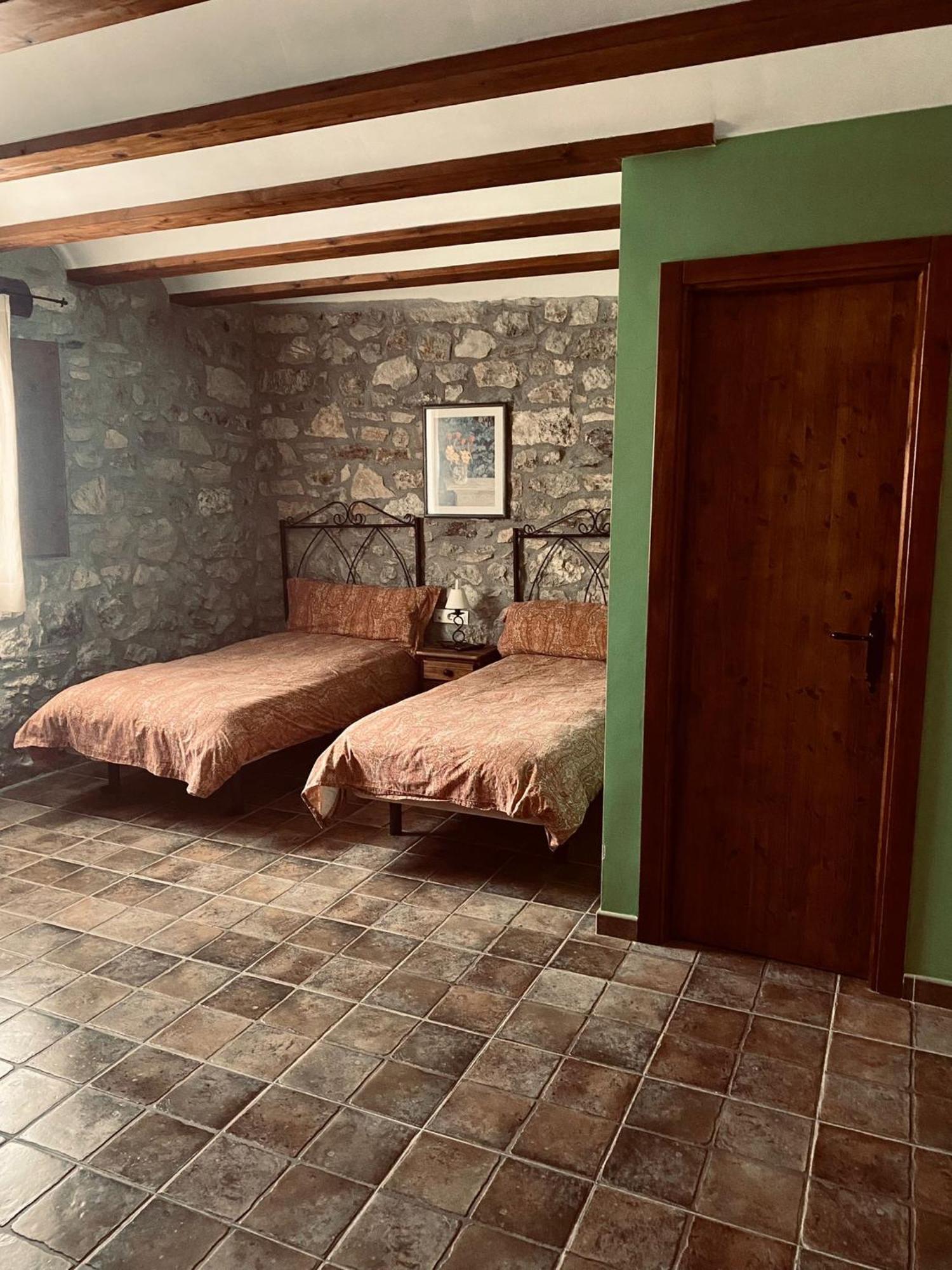 Hostal La Muralla Fortanete Eksteriør bilde
